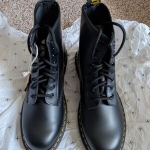 Dr. Martens Black Lace Up Boots Women's Size US 10 BRAND NEW WITH BOX AND TAGS